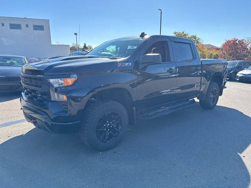 2025 Chevrolet Silverado 1500 Custom Trail Boss